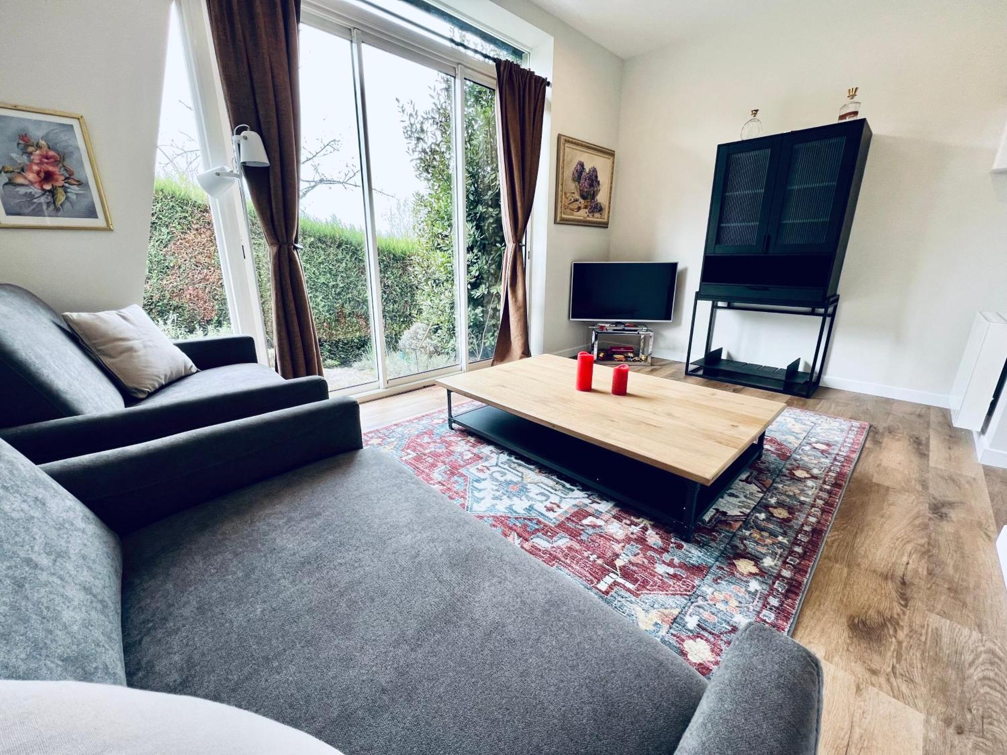 Le Manamour, Style Appart Hotel A 10 Min De Nevers Garchizy Ngoại thất bức ảnh